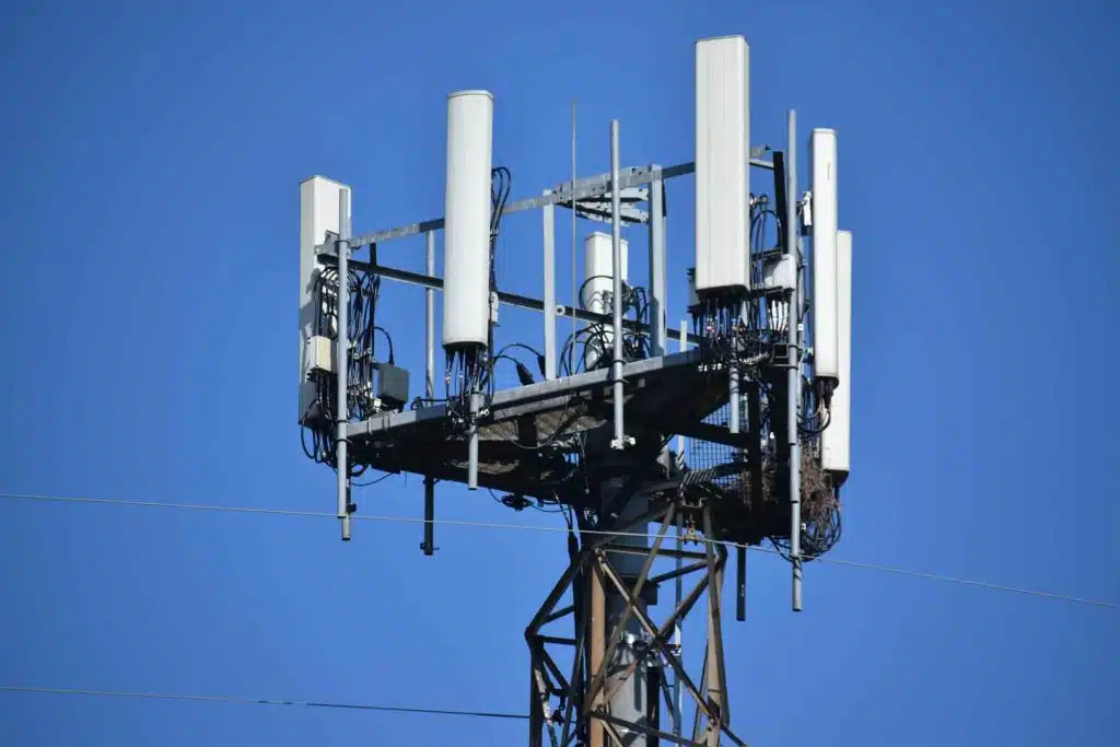 شرح اینترنت 5G به زبان ساده + لیست گوشیهای 5G اینترنت 5g