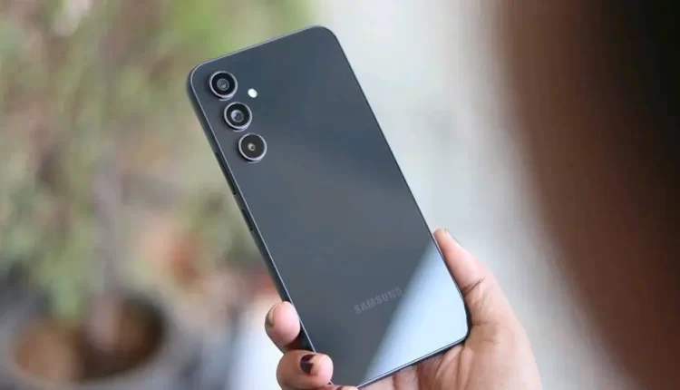 A55 سامسونگ به رونمایی نزدیک‌تر شد