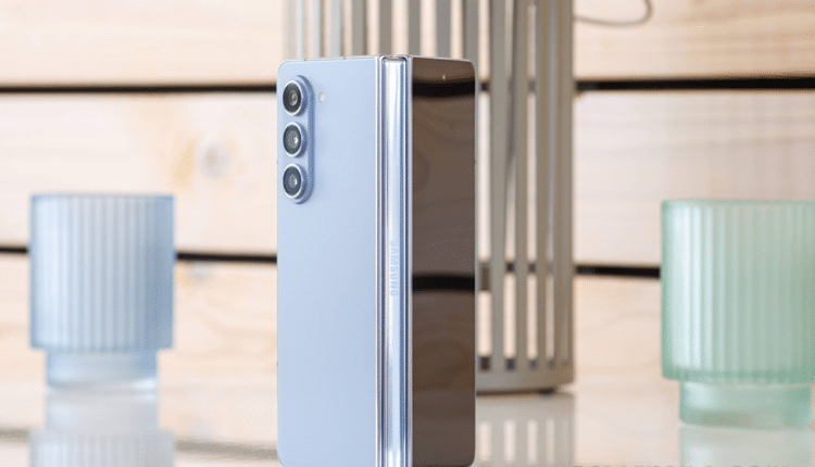 بیش از ۱۵ میلیون گوشی تاشو در سال ۲۰۲۳ فروخته شده است