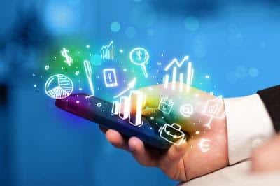 تفاوت اینترنت ثابت و اینترنت موبایل: کدام را انتخاب کنیم؟ مزایا و معایب اینترنت همراه