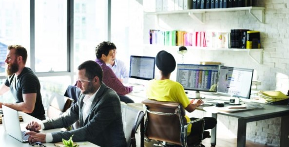 نقش کارکنان در کیفیت اینترنت