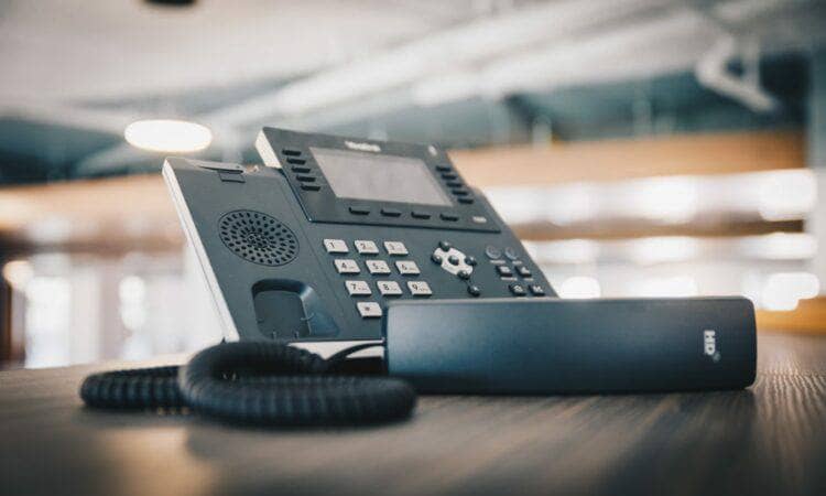 تلفن اینترنتی voip چطور بهرهوری تیم فروش را افزایش میدهد؟ تلفن اینترنتی voip