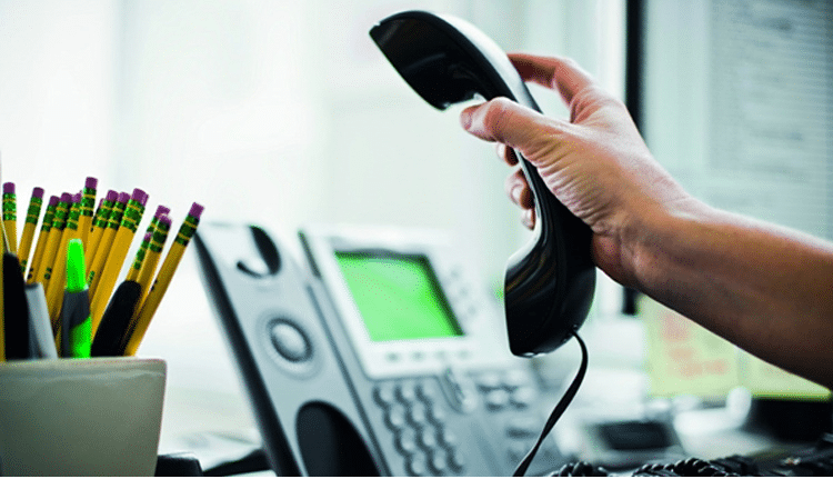 تلفن VOIP